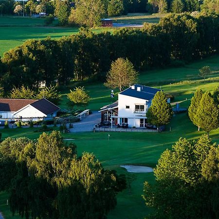 Soederasens Golf Lodge Risekatslosa Eksteriør bilde